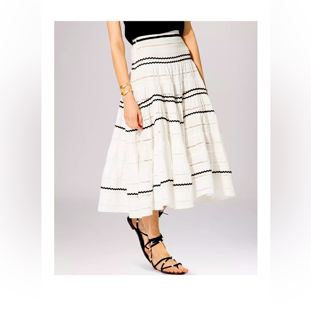 MAJE white with black accent skirt. XS